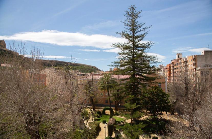 Reina Victoria La Plaza Apartment Alicante Exterior foto